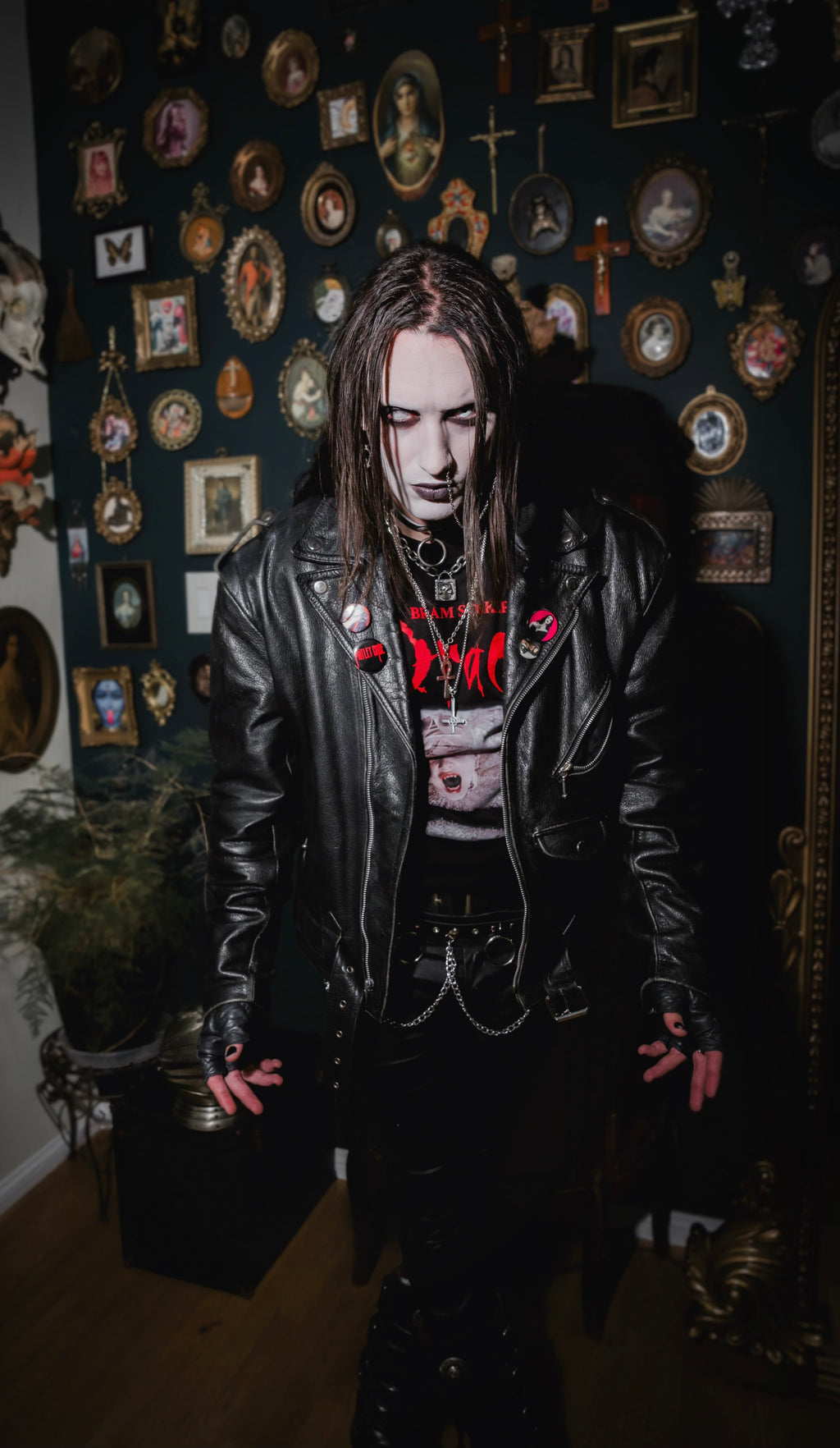 Dracula 'Lucy' T-Shirt
